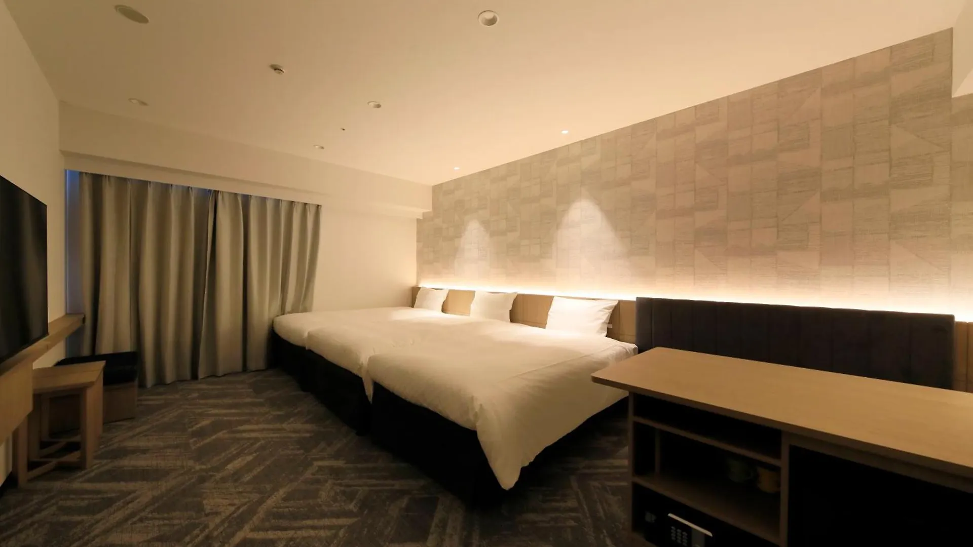 Via Inn Prime Sapporo Odori 3*,  Giappone